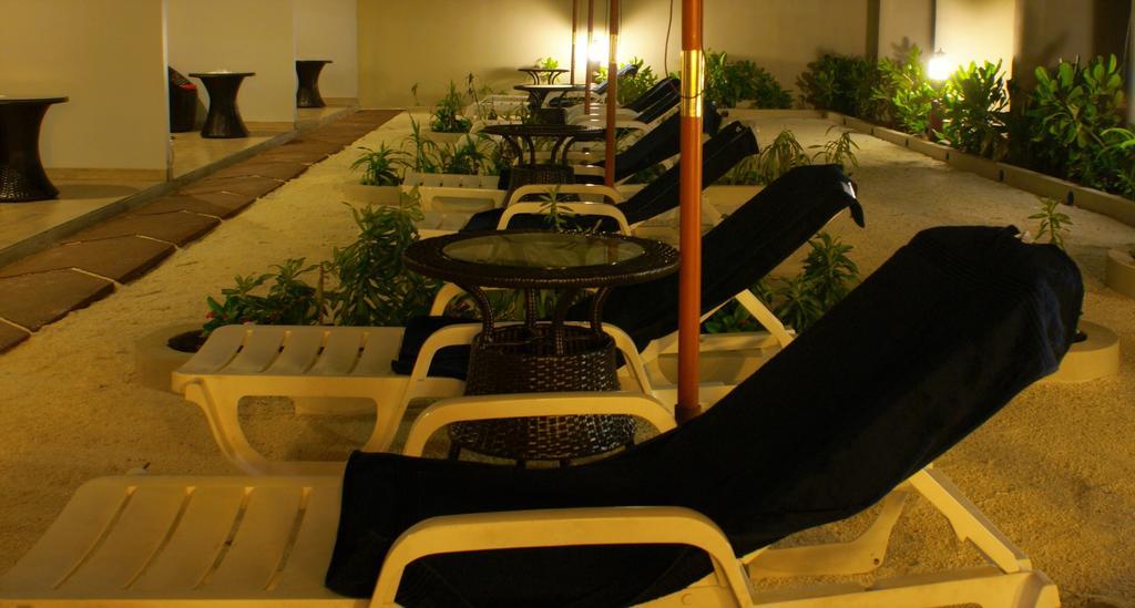 Local Island Inn Hangnaameedhoo Exterior photo